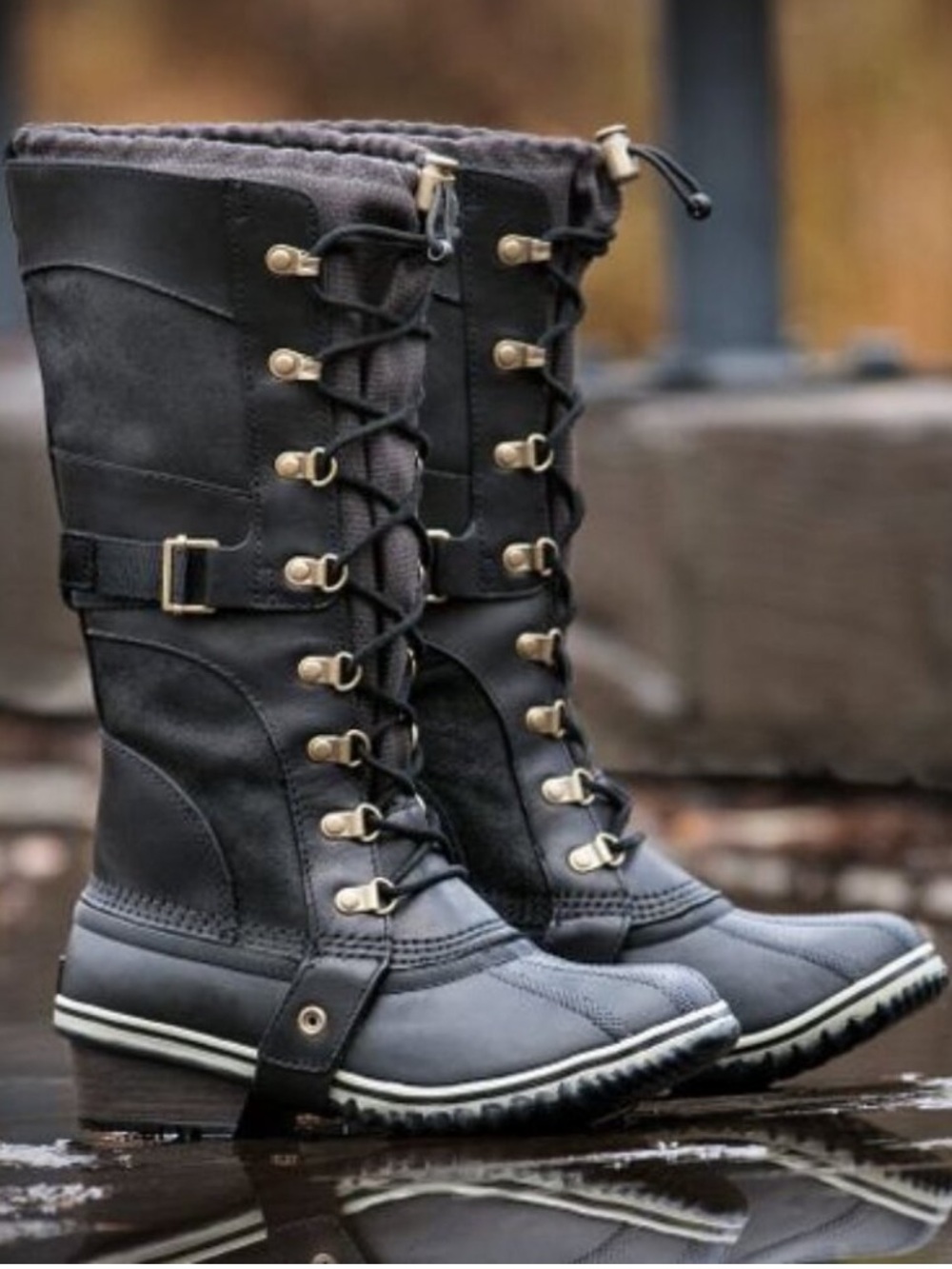Sorel Conquest Carly waterproof winter boots 8.5